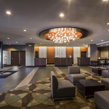 Hotel Doubletree By Hilton Wichita Airport Interior foto